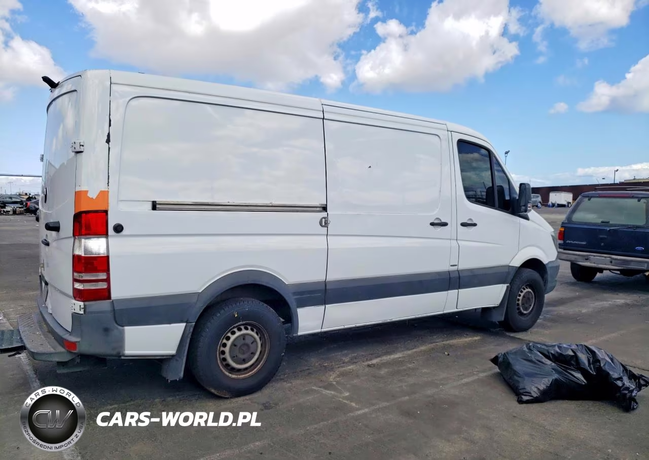 2015 Mercedes-Benz Sprinter 2500 VIN:WD3PE7DCXF5981098 - 3