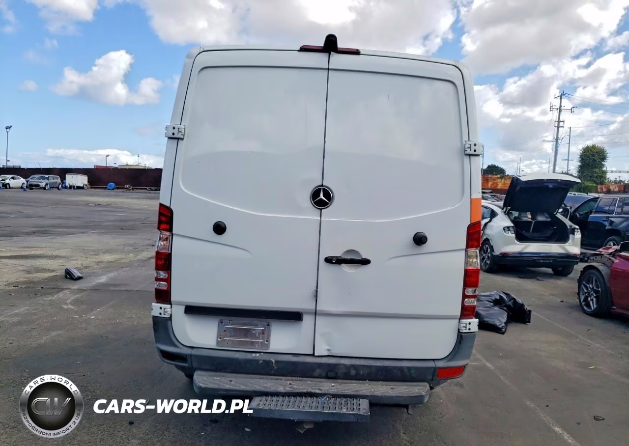 2015 Mercedes-Benz Sprinter 2500 VIN:WD3PE7DCXF5981098 - 6