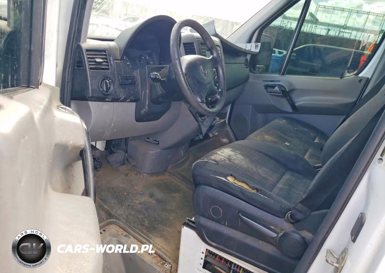 2015 Mercedes-Benz Sprinter 2500 VIN:WD3PE7DCXF5981098 - 8