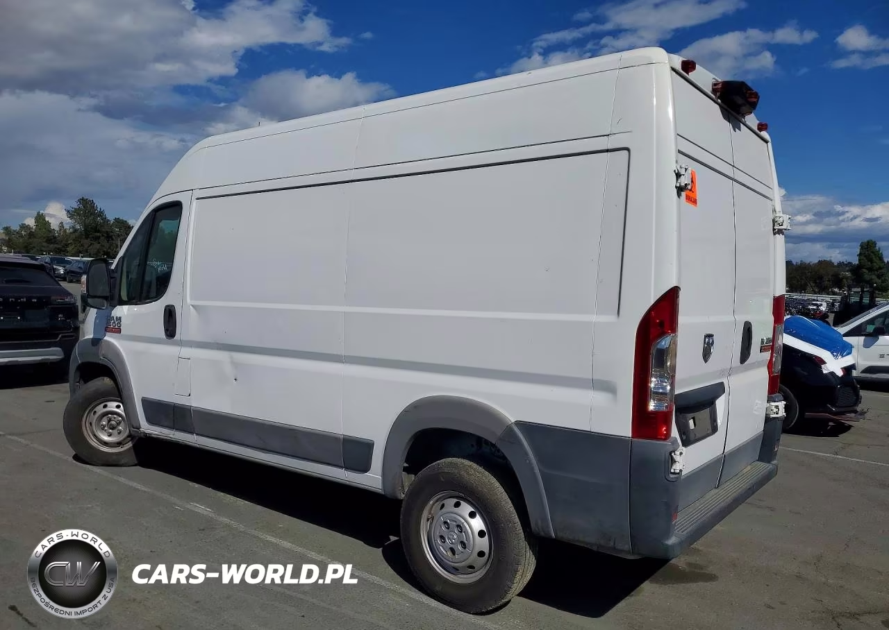 2018 Ram Promaster 1500 Delivery Van VIN:3C6TRVBG1JE139774 - 2