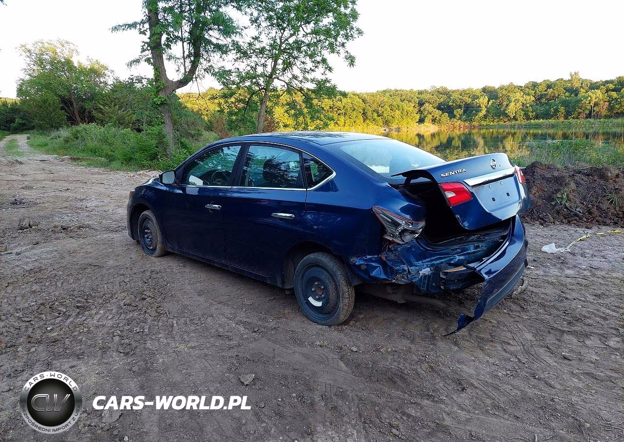NISSAN SENTRA S VIN:3N1AB7APXKY261943 - 3