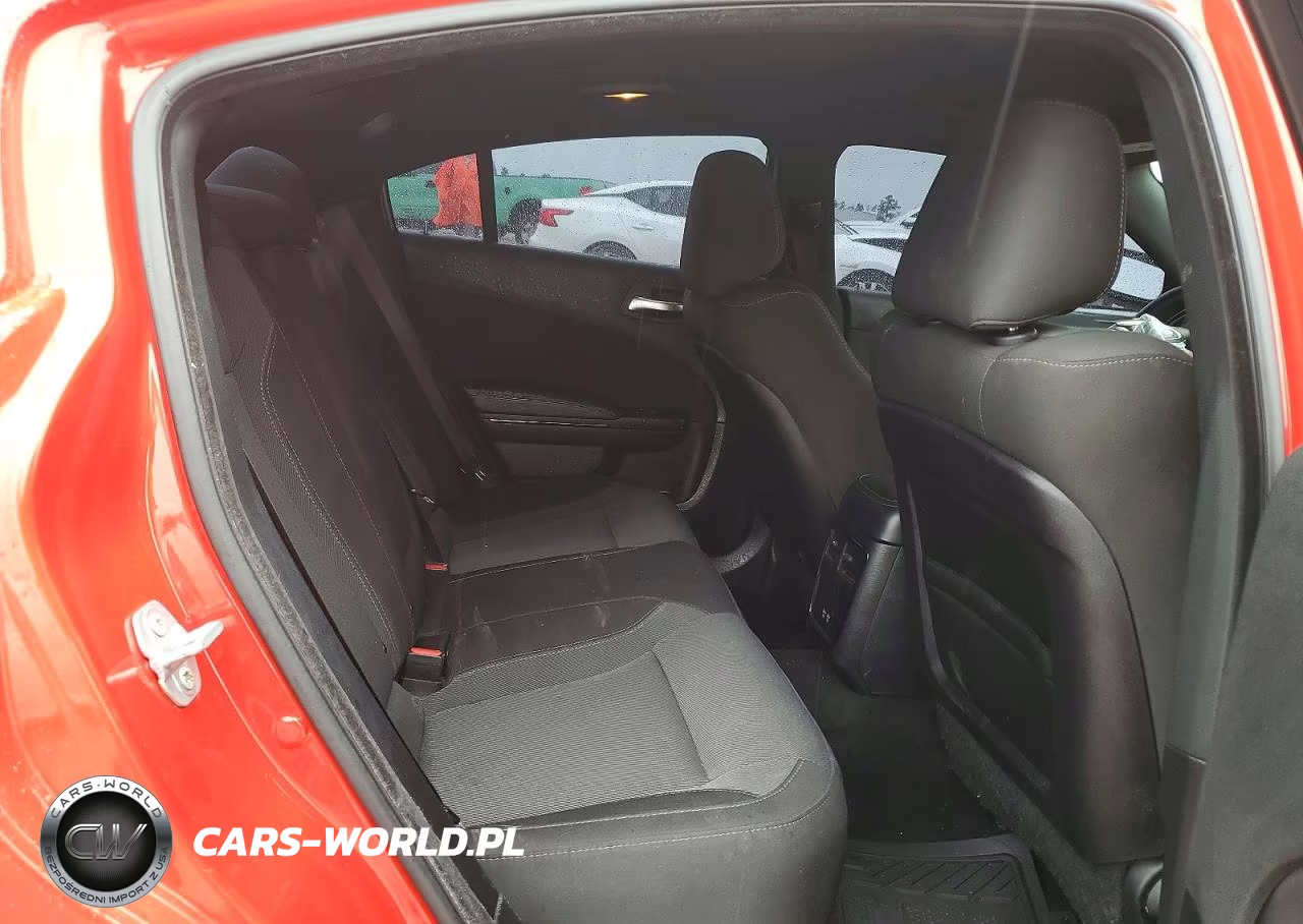 2019 Dodge Charger Sxt VIN:2C3CDXBG7KH734903 - 10