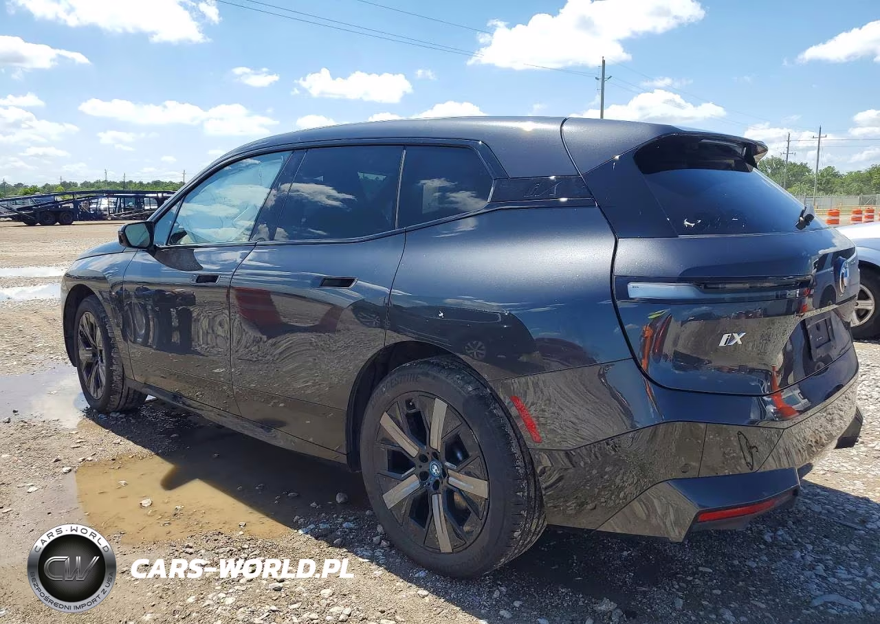 2025 BMW Ix xDrive50 VIN:WB523CF05SCT45837 - 2