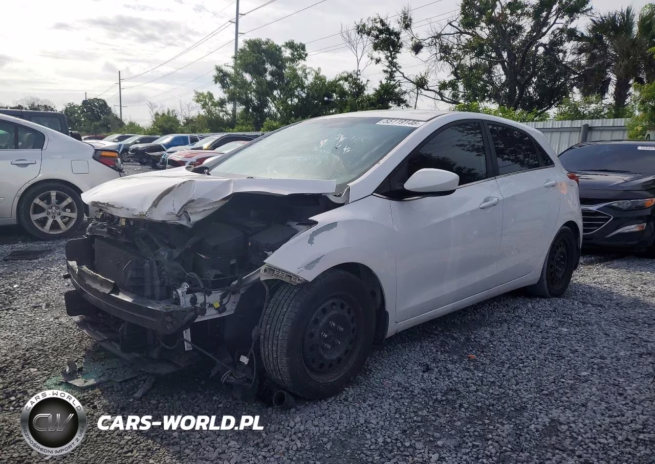 2016 Hyundai Elantra Gt Base – zdjęcie 1 z 12