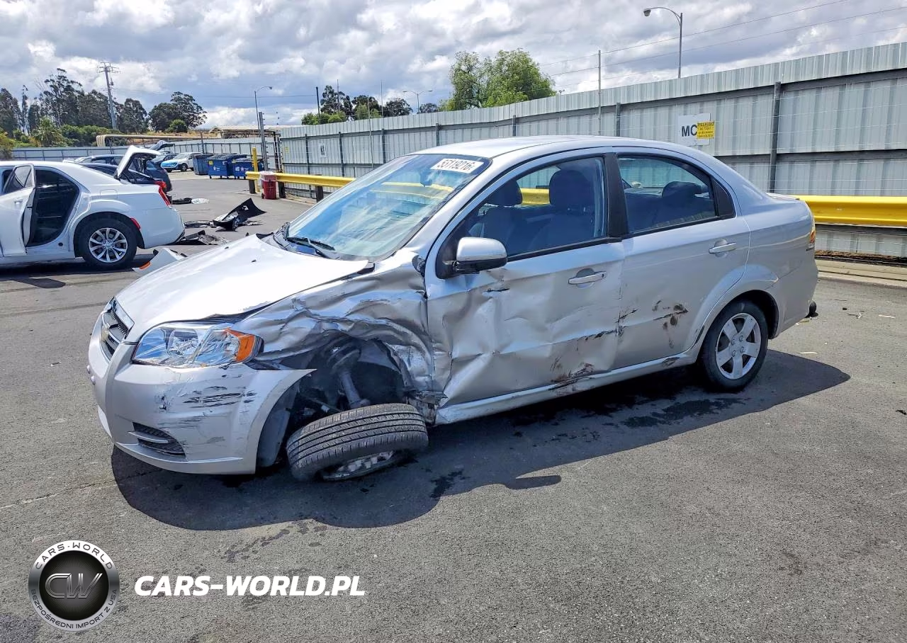 2011 Chevrolet Aveo Ls – zdjęcie 1 z 12
