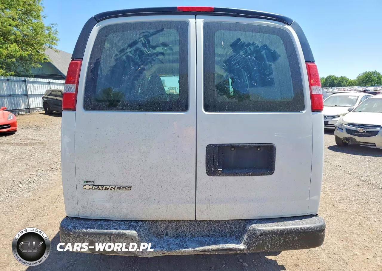 2018 Chevrolet Express 2500 Cargo Delivery Van VIN:1GCWGAFP9J1241938 - 6