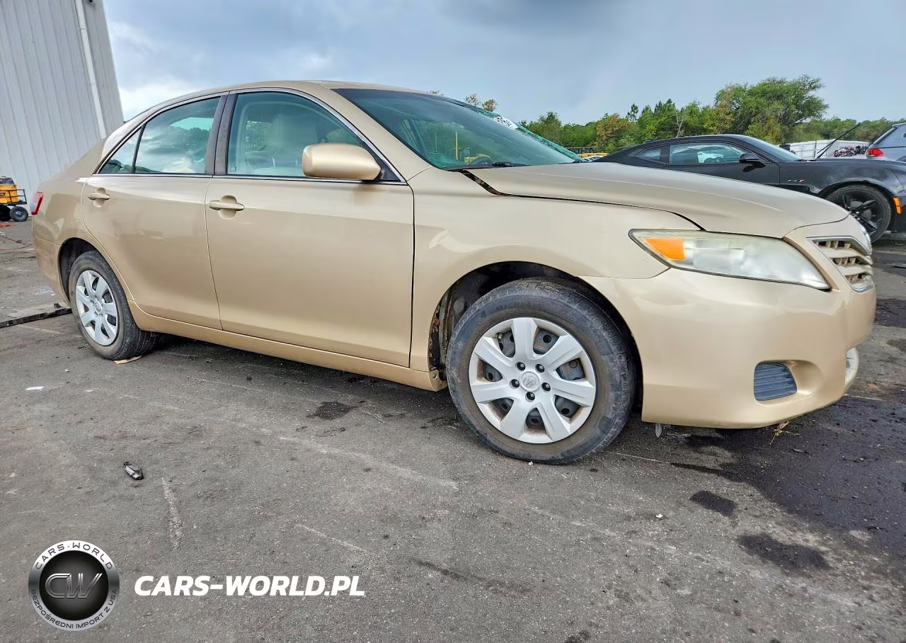 2011 Toyota Camry Le VIN:4T1BF3EKXBU747339 - 4
