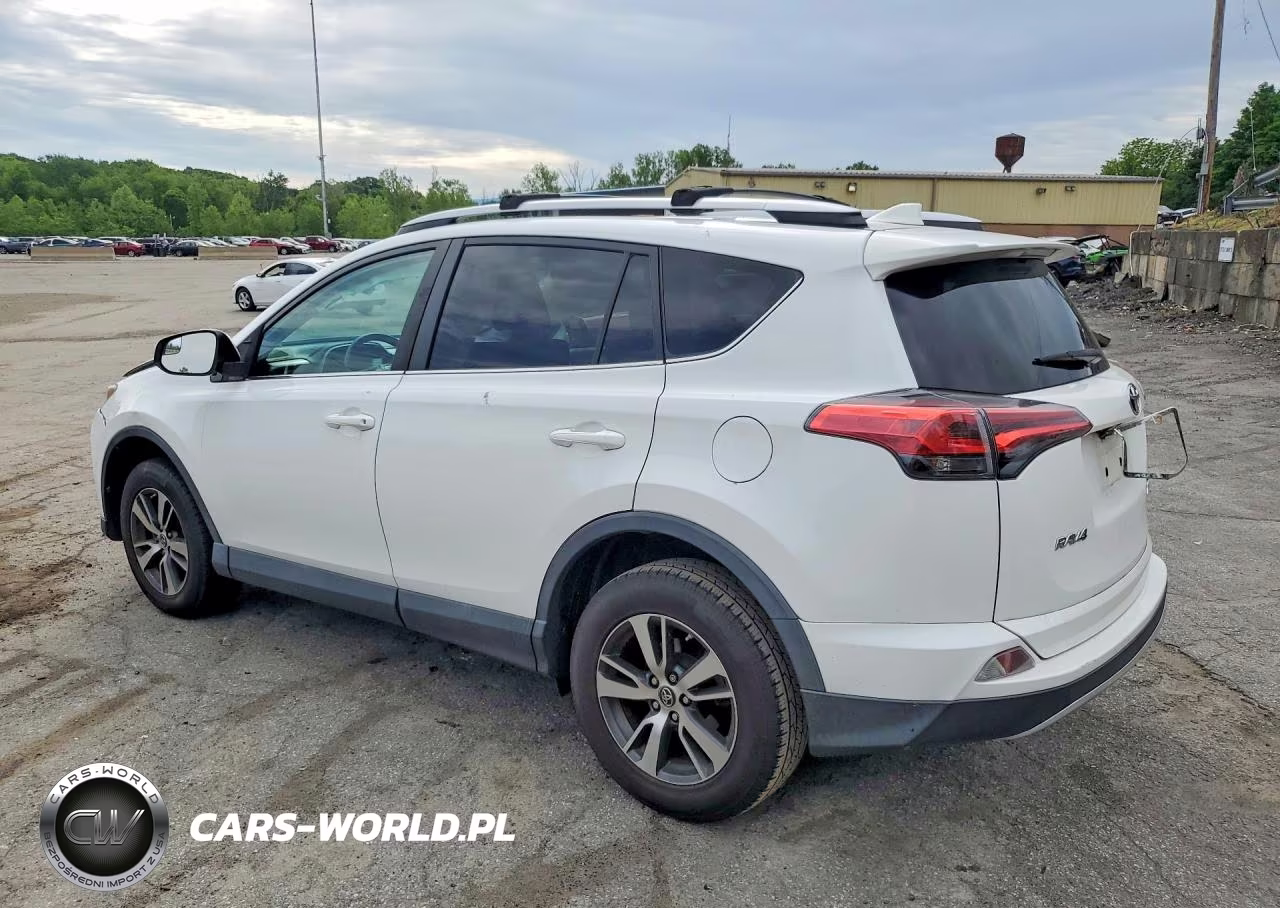 2016 Toyota Rav4 Xle VIN:2T3RFREV5GW476443 - 2