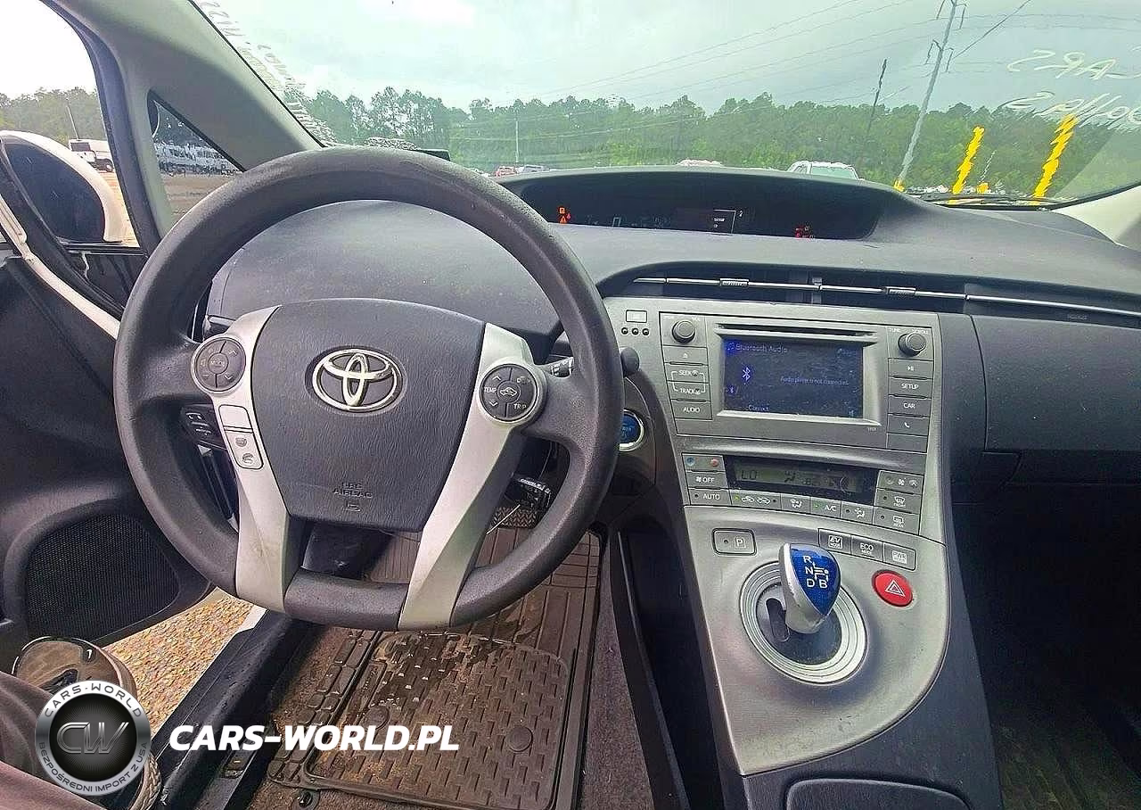 2012 Toyota Prius Two VIN:JTDKN3DU5C5460996 - 9