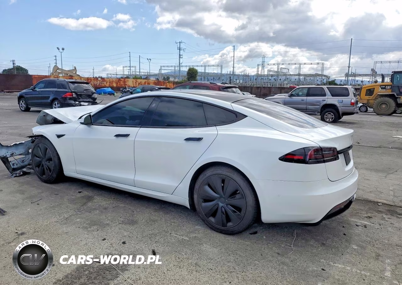 2022 Tesla Model S VIN:5YJSA1E56NF483003 - 2