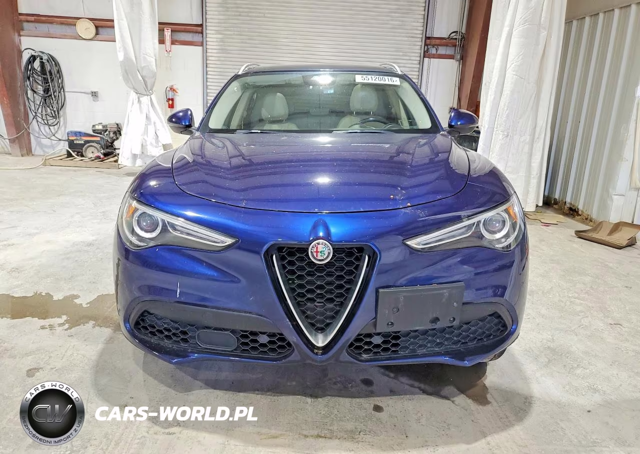 2018 Alfa Romeo Stelvio Ti Luxury VIN:ZASFAKRN9J7C15863 - 5