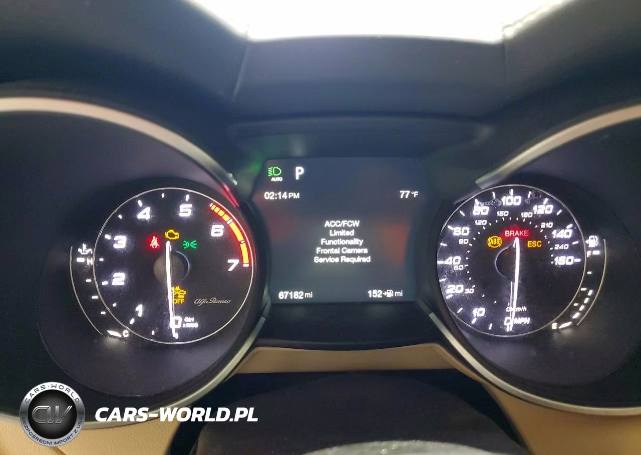 2018 Alfa Romeo Stelvio Ti Luxury VIN:ZASFAKRN9J7C15863 - 9
