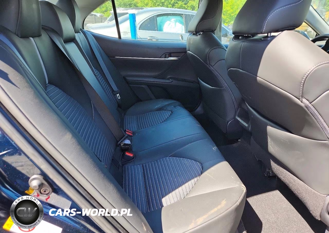 2018 Toyota Camry Se VIN:4T1B11HK8JU602507 - 10