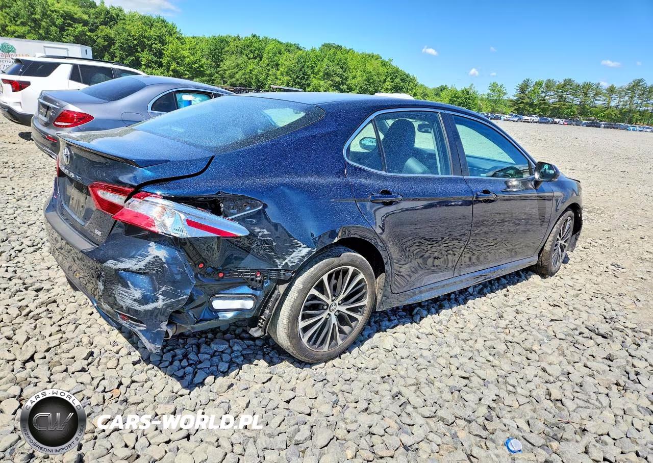 2018 Toyota Camry Se VIN:4T1B11HK8JU602507 - 3