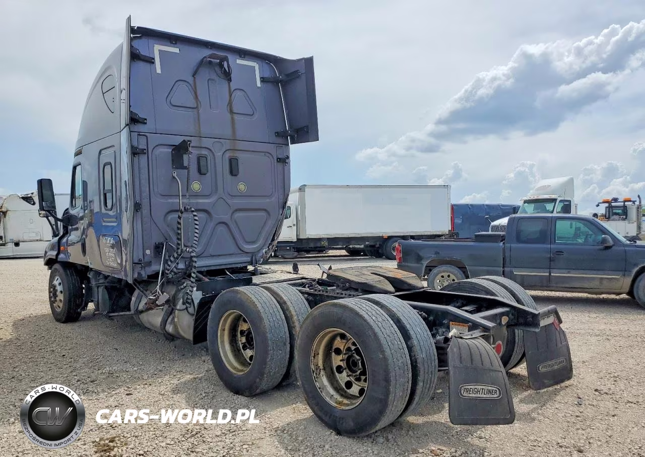 2017 Freightliner Cascadia 125 Semi Truck VIN:3AKJGLDR0HSHN9364 - 3