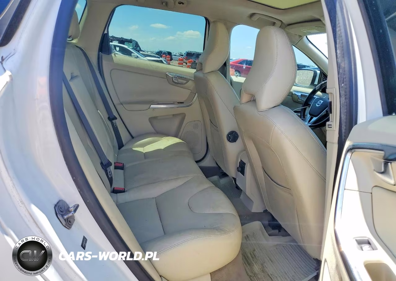 2015 Volvo Xc60 T6 Platinum VIN:YV449MDD5F2623233 - 10