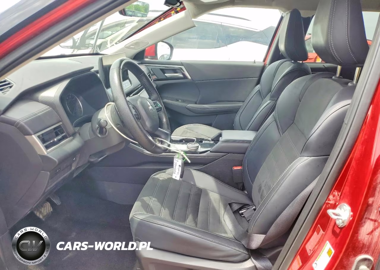 2025 Mitsubishi Outlander VIN:JA4J4VA81SZ032748 - 7