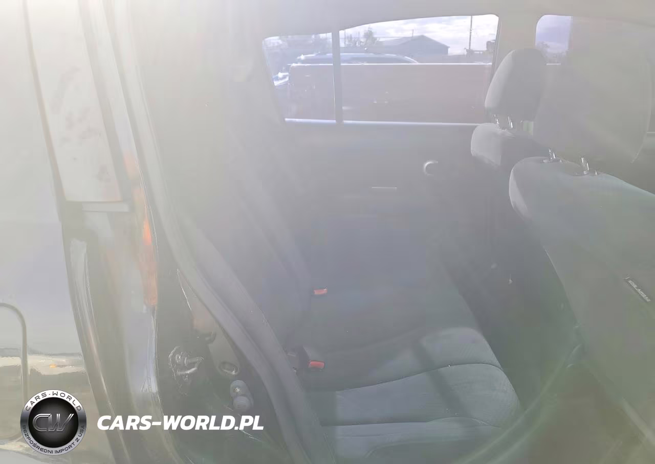 2010 Nissan Versa 1.8 S VIN:3N1BC1CP0AL443707 - 11