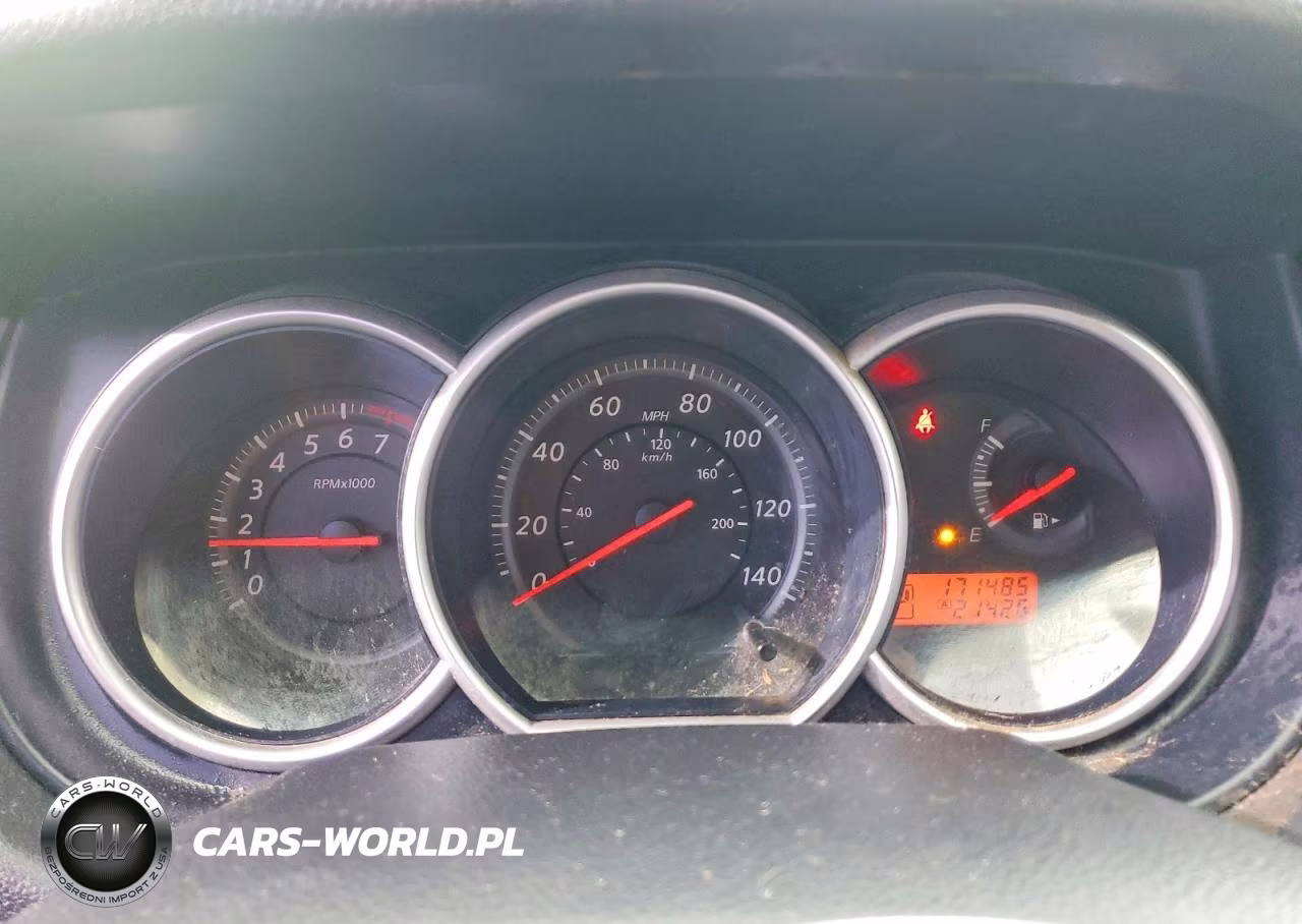 2010 Nissan Versa 1.8 S VIN:3N1BC1CP0AL443707 - 9