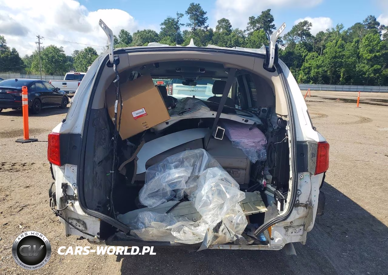 2021 Honda Odyssey Elite VIN:5FNRL6H92MB016907 - 6