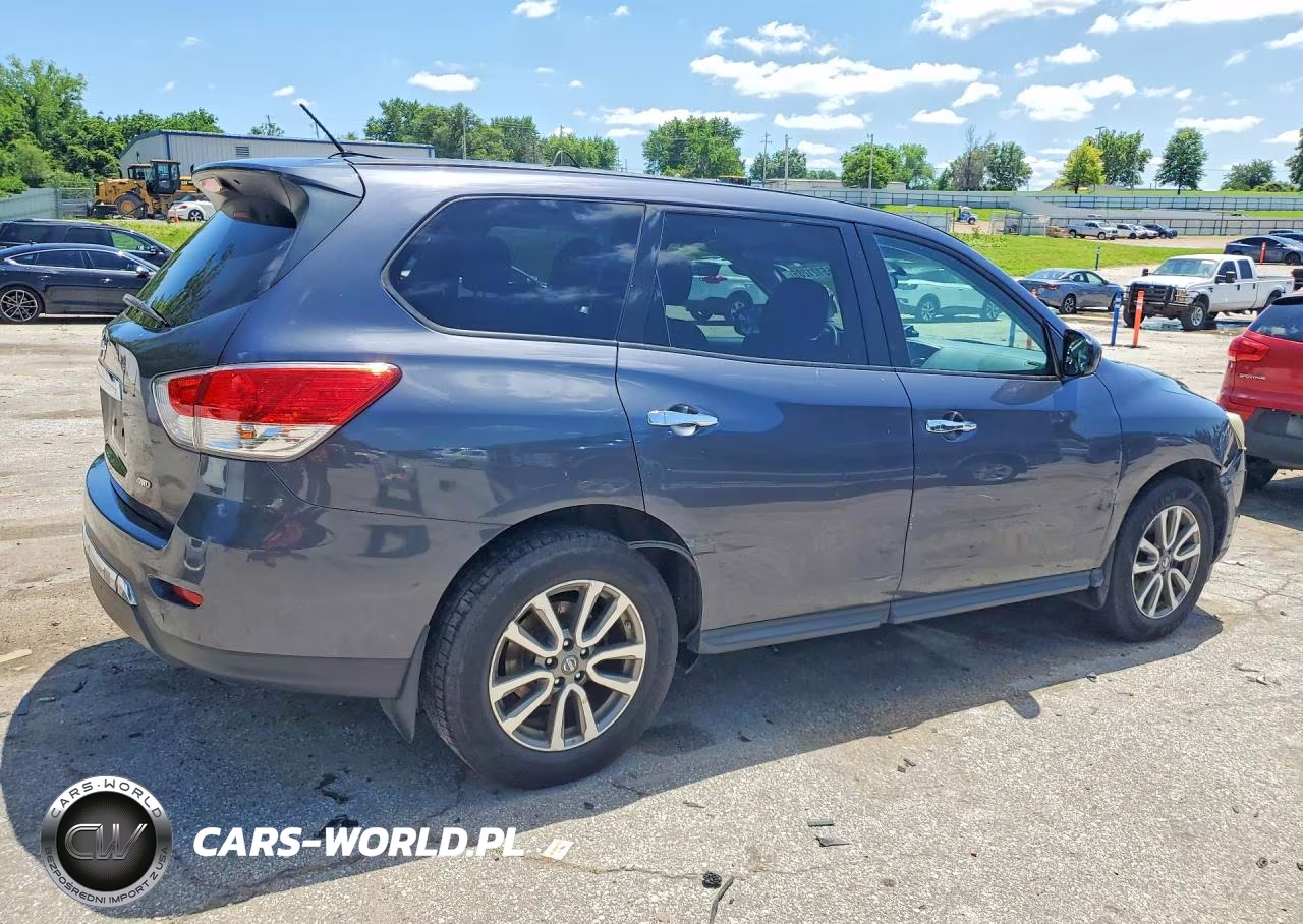 2014 Nissan Pathfinder S VIN:5N1AR2MM0EC683015 - 3
