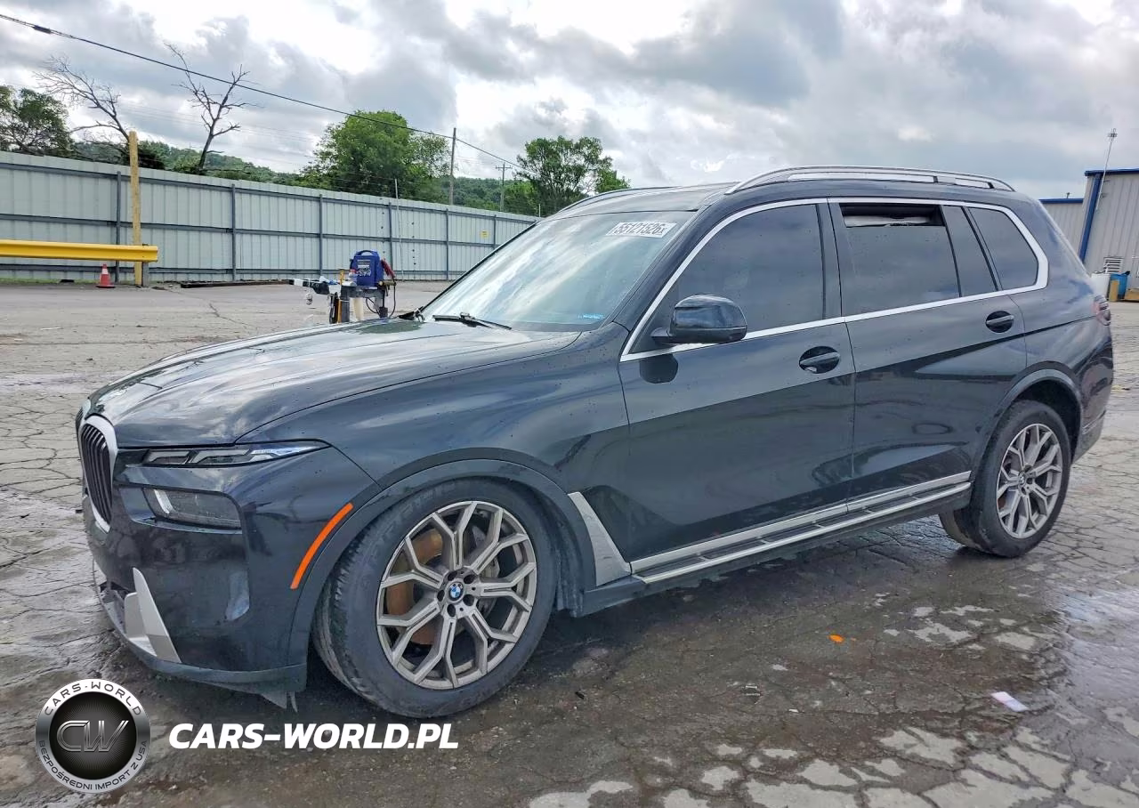2023 BMW X7 xDrive40I – zdjęcie 1 z 13