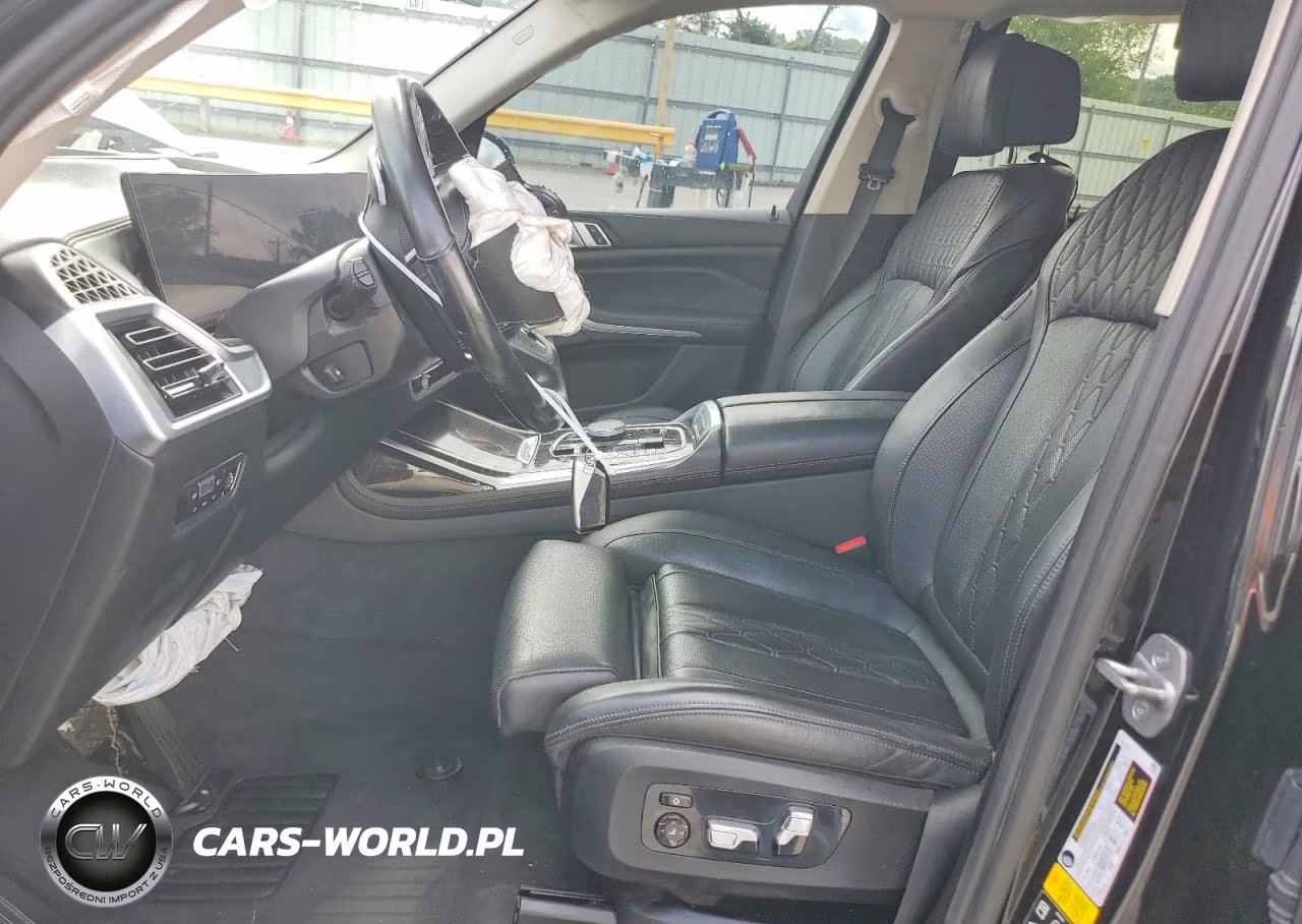 2023 BMW X7 xDrive40I VIN:5UX23EM04P9R56089 - 7