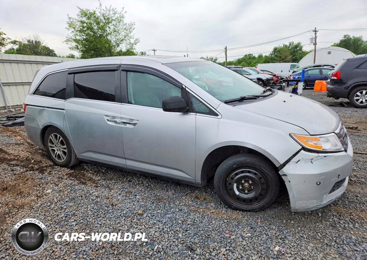 2011 Honda Odyssey Exl VIN:5FNRL5H6XBB016845 - 4