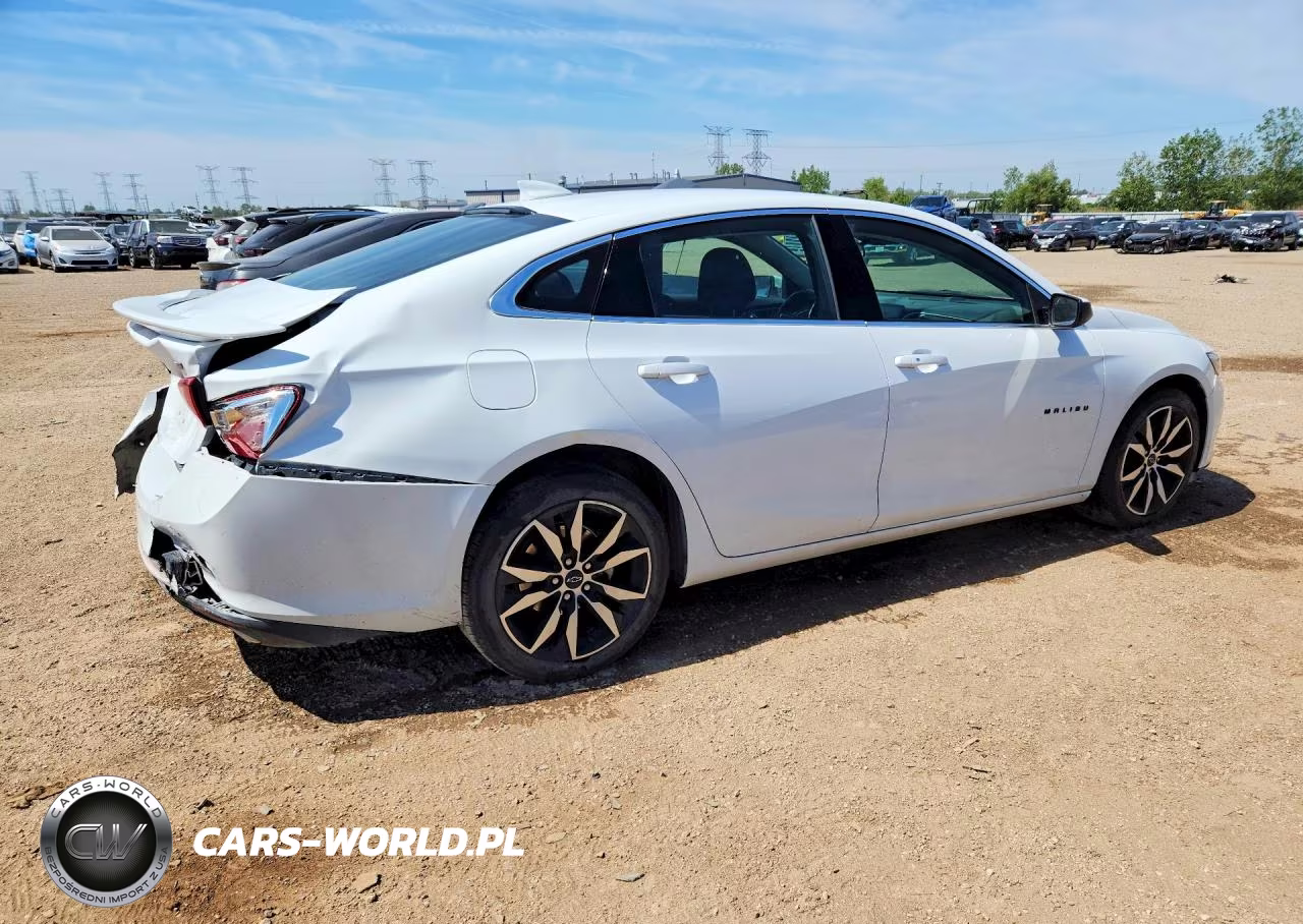 2025 Chevrolet Malibu Rs VIN:1G1ZG5ST2SF110449 - 3