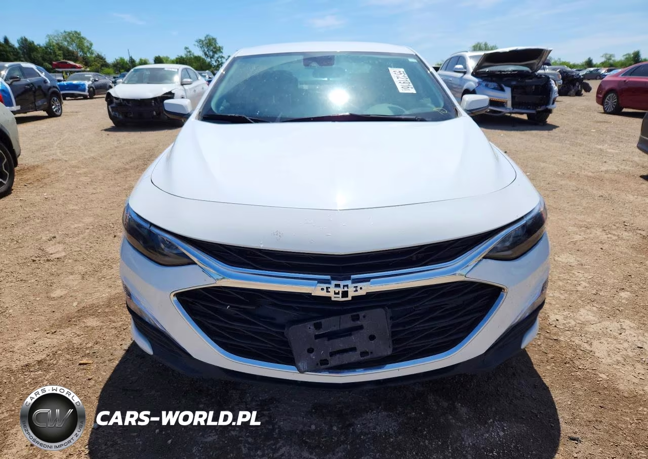 2025 Chevrolet Malibu Rs VIN:1G1ZG5ST2SF110449 - 5