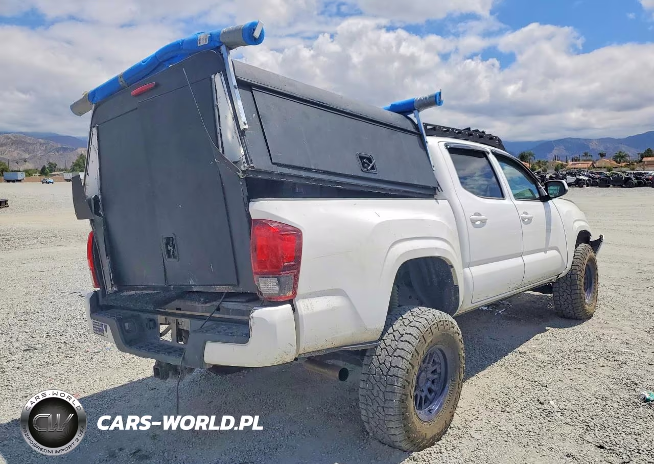 2022 Toyota Tacoma Sr V6 VIN:3TYCZ5AN4NT076825 - 3