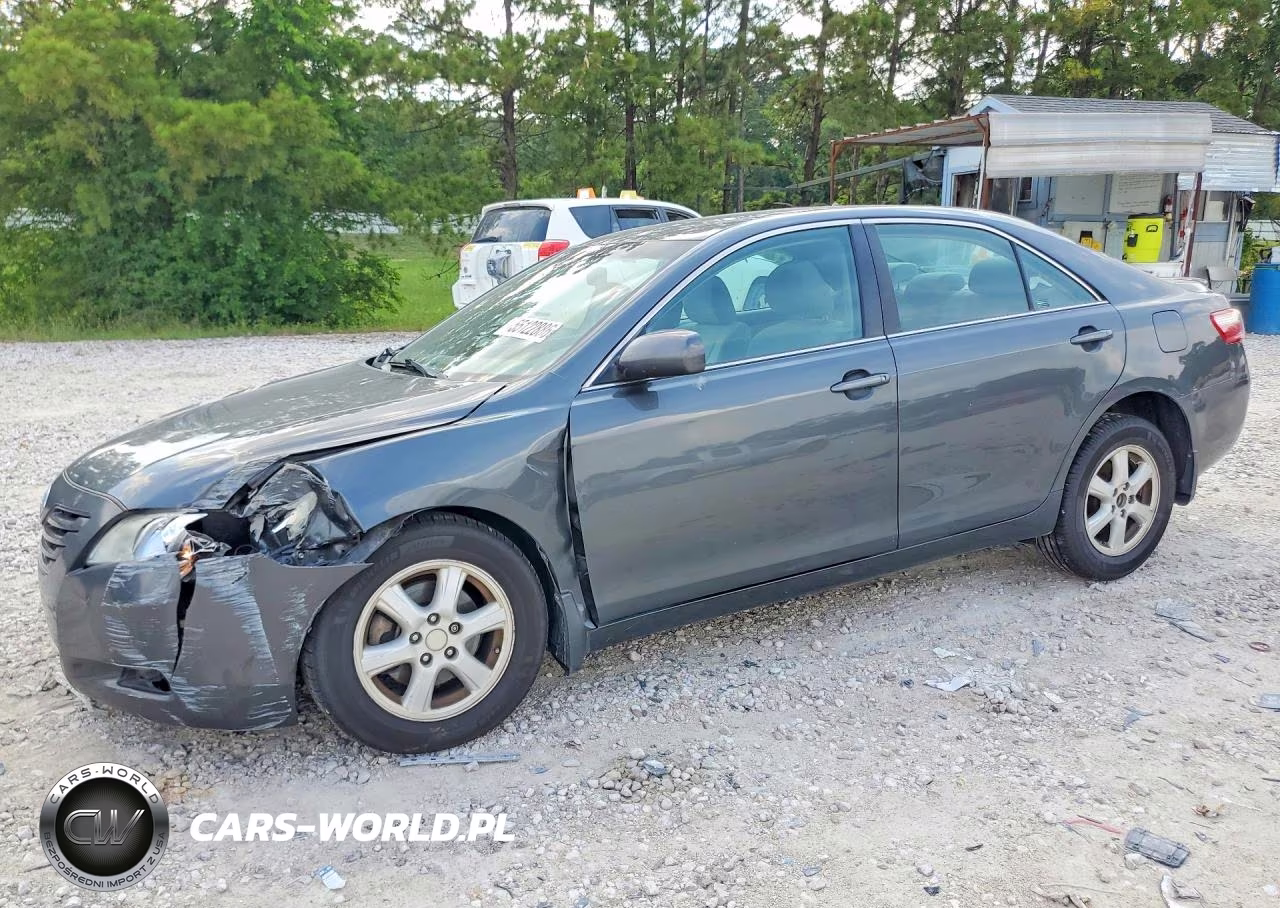 2007 Toyota Camry Le V6 – zdjęcie 1 z 12