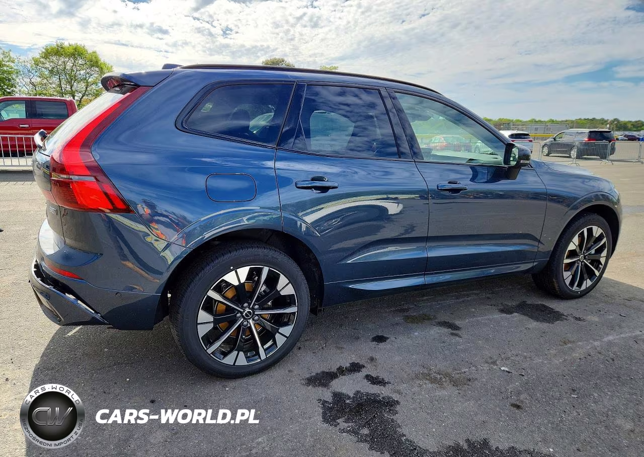 2026 Volvo Xc60 Plus VIN:YV4M12RC8T1485734 - 3