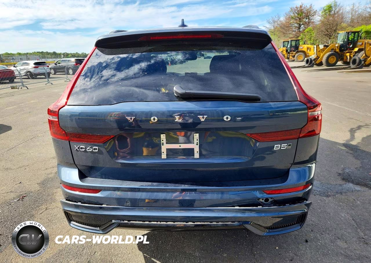 2026 Volvo Xc60 Plus VIN:YV4M12RC8T1485734 - 6