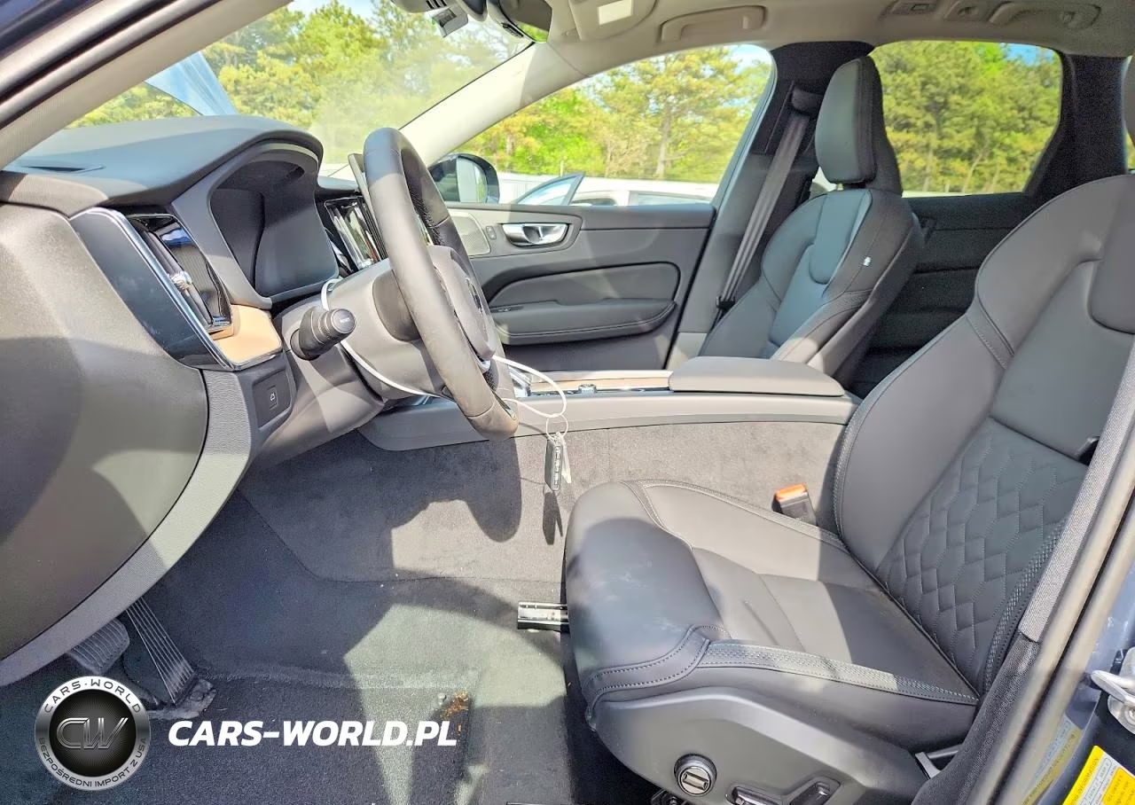 2026 Volvo Xc60 Plus VIN:YV4M12RC8T1485734 - 7