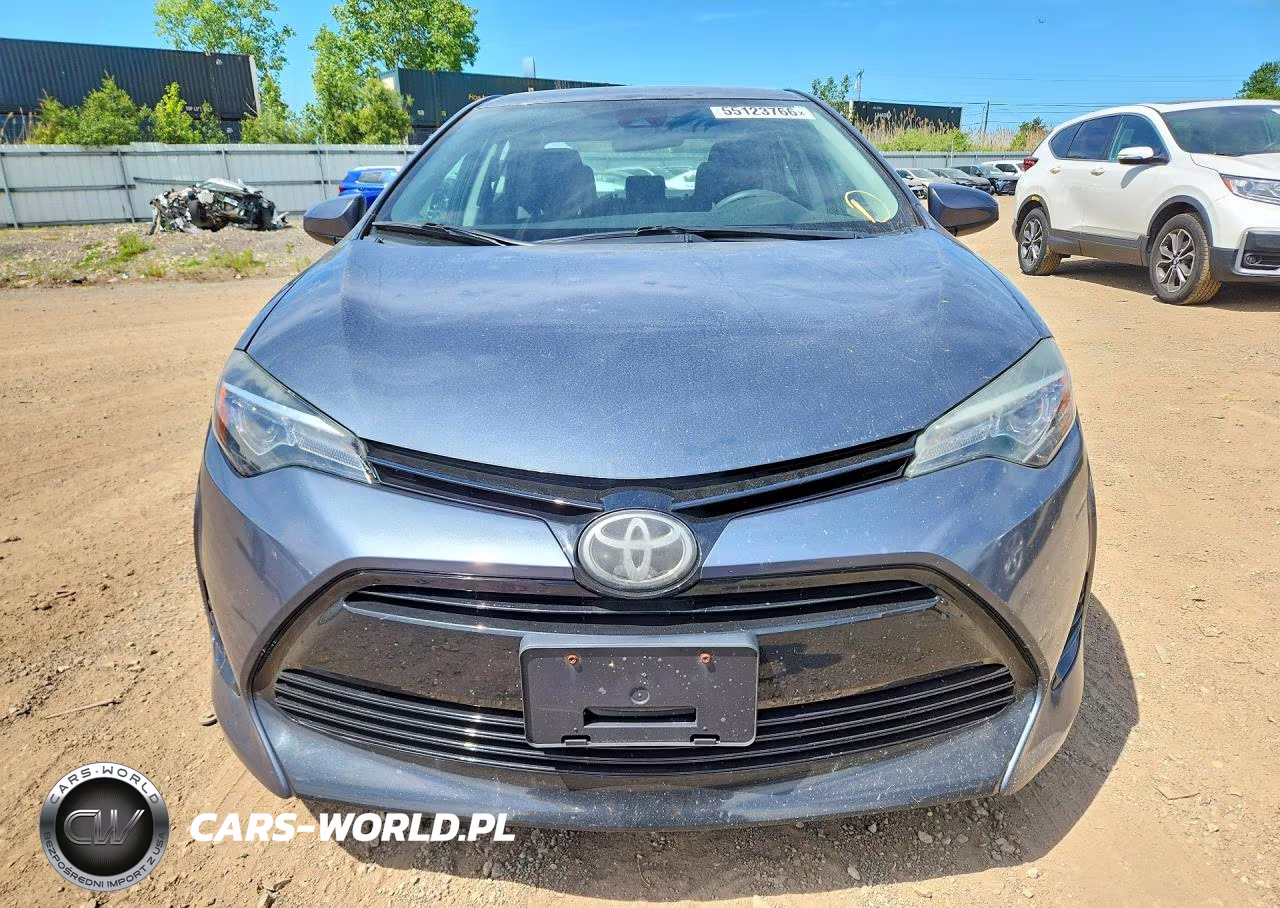 2018 Toyota Corolla Le VIN:2T1BURHE8JC000871 - 5