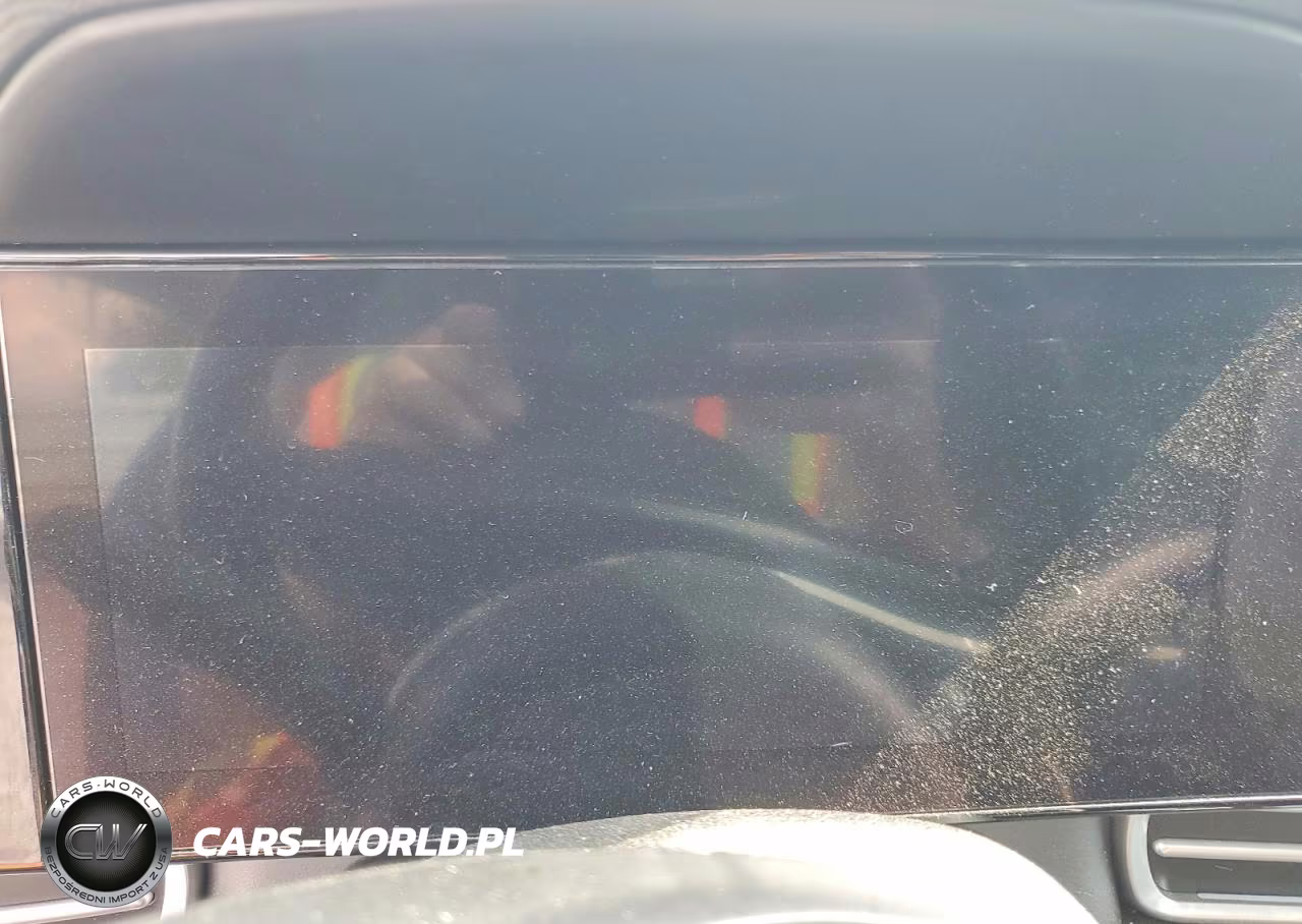 2025 Hyundai Elantra Limited VIN:KMHLN4DJXSU127239 - 9