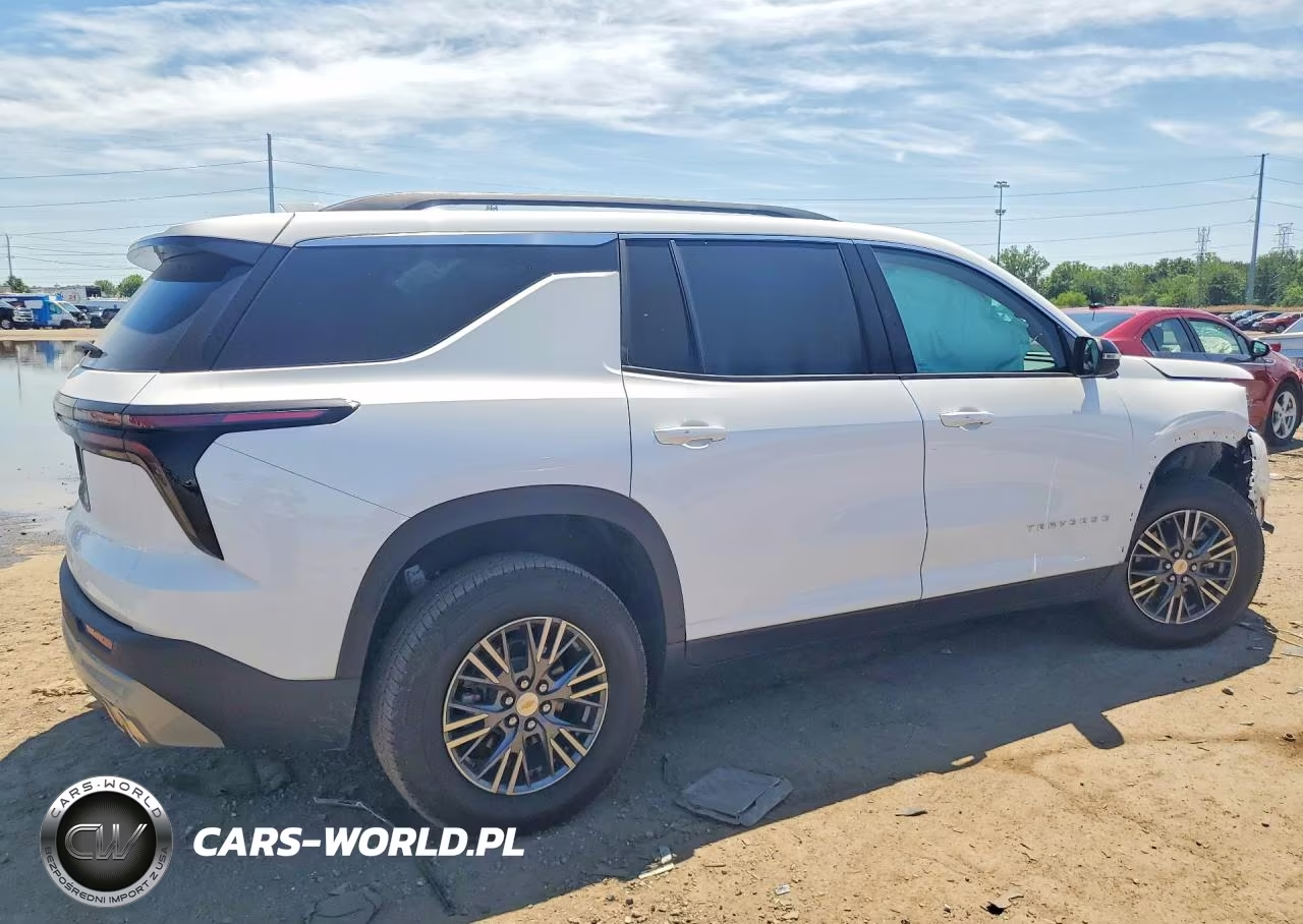2026 Chevrolet Traverse Lt VIN:1GNERGKS4TJ186635 - 3