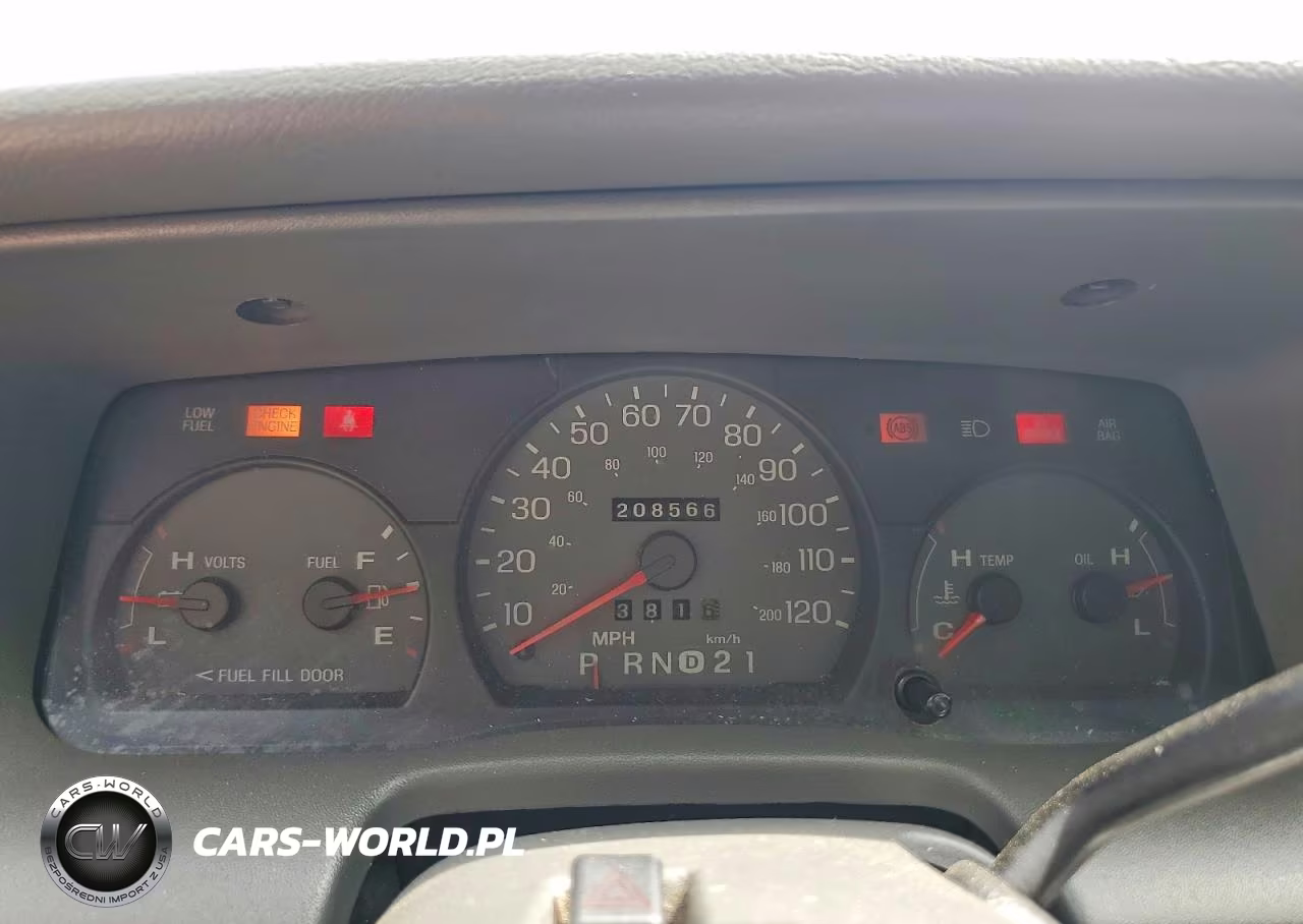 2004 Mercury Grand Marquis Ls VIN:2MEFM75W54X640571 - 9