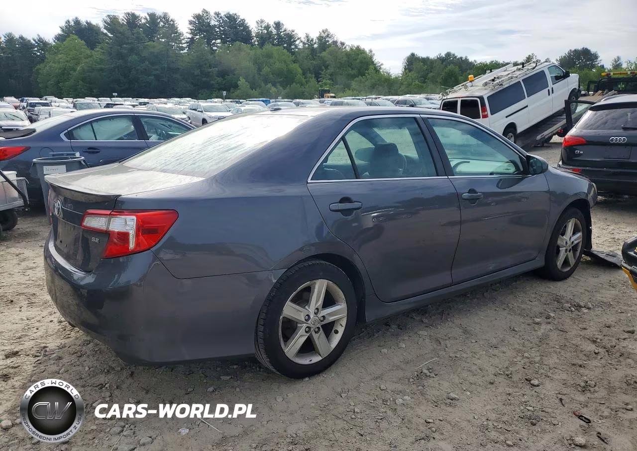 2013 Toyota Camry Se VIN:4T1BF1FK1DU680412 - 3