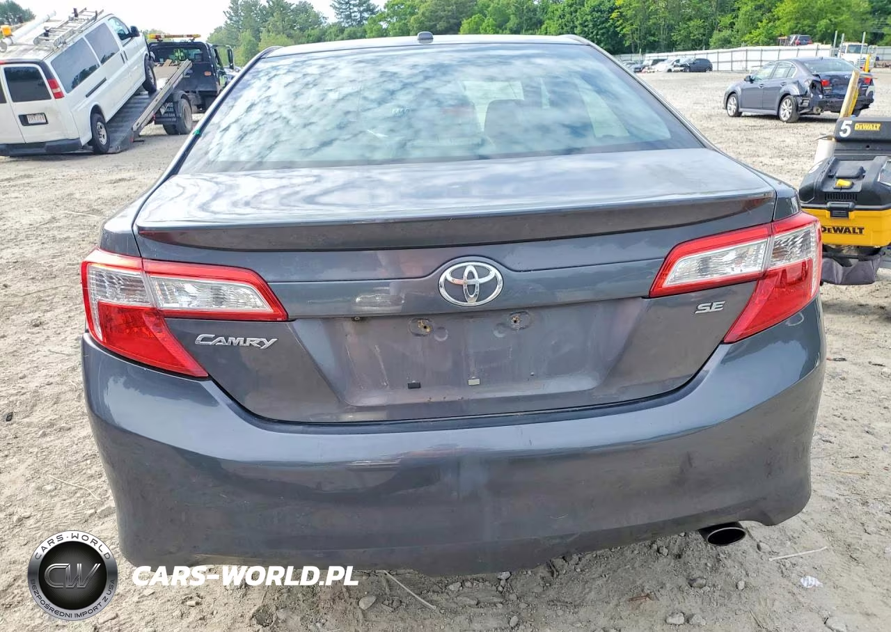 2013 Toyota Camry Se VIN:4T1BF1FK1DU680412 - 6