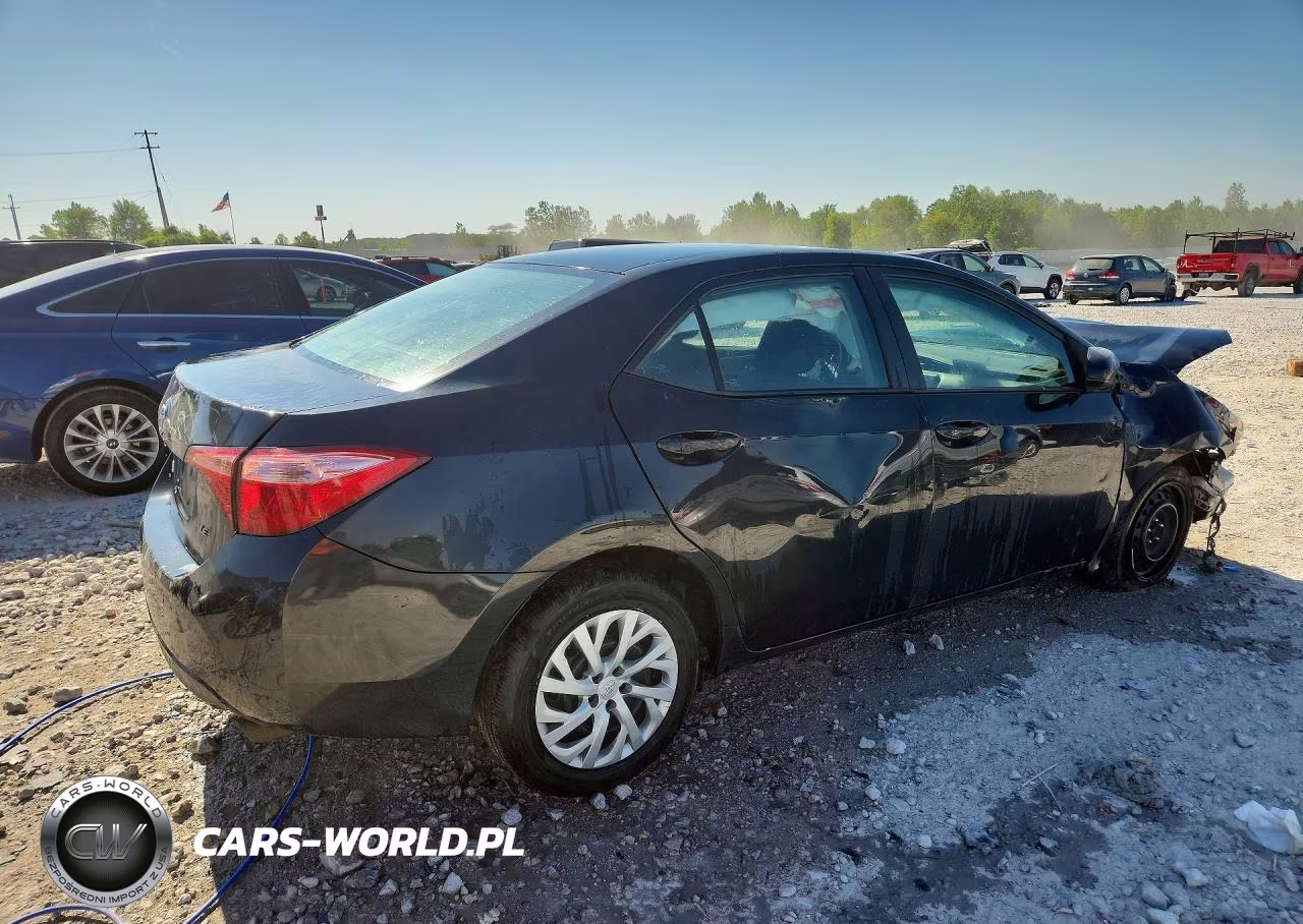 2019 Toyota Corolla Le VIN:5YFBURHE0KP906286 - 3