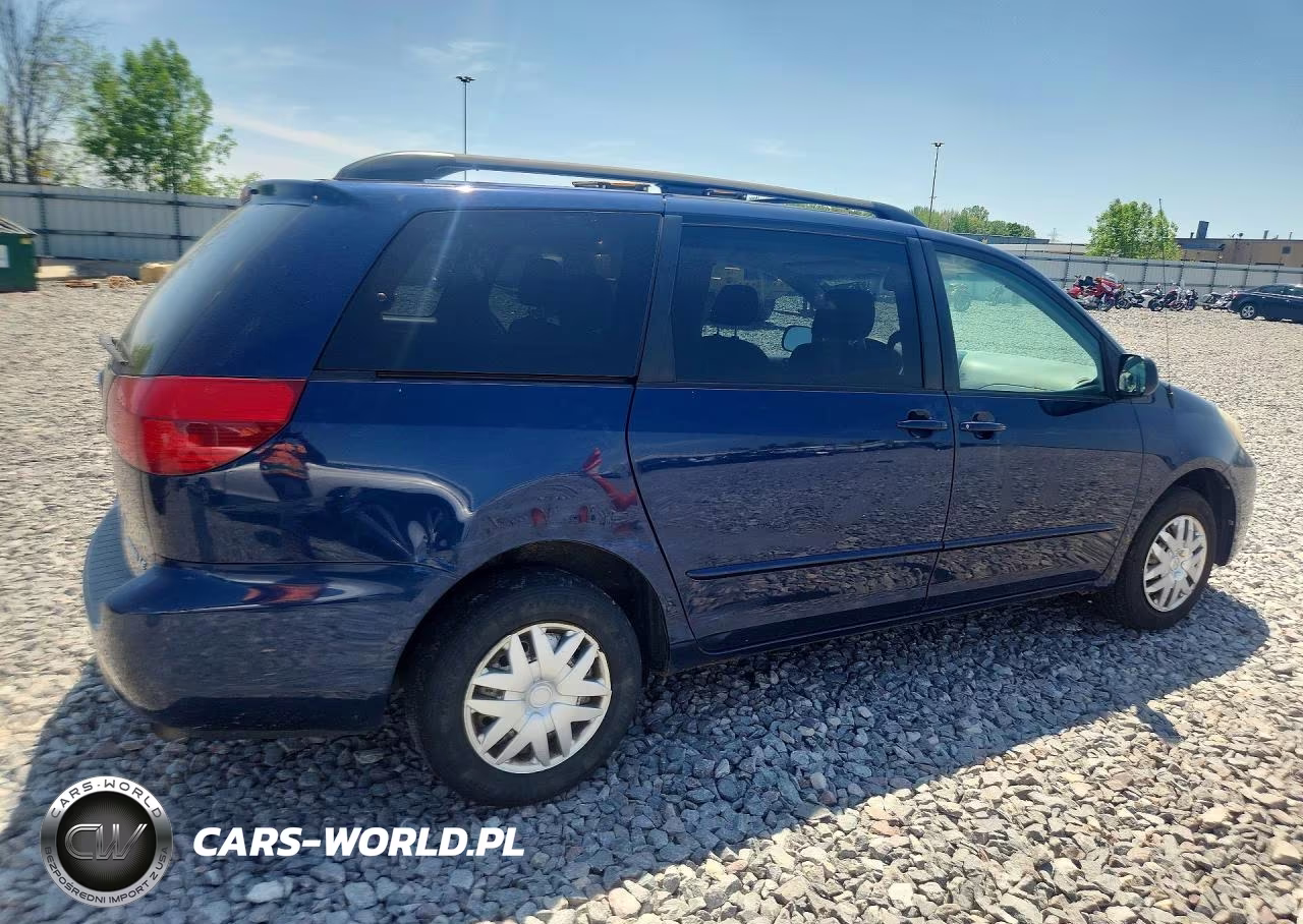 2004 Toyota Sienna VIN:5TDZA23C94S146390 - 3