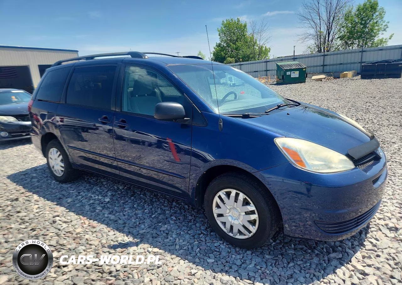 2004 Toyota Sienna VIN:5TDZA23C94S146390 - 4