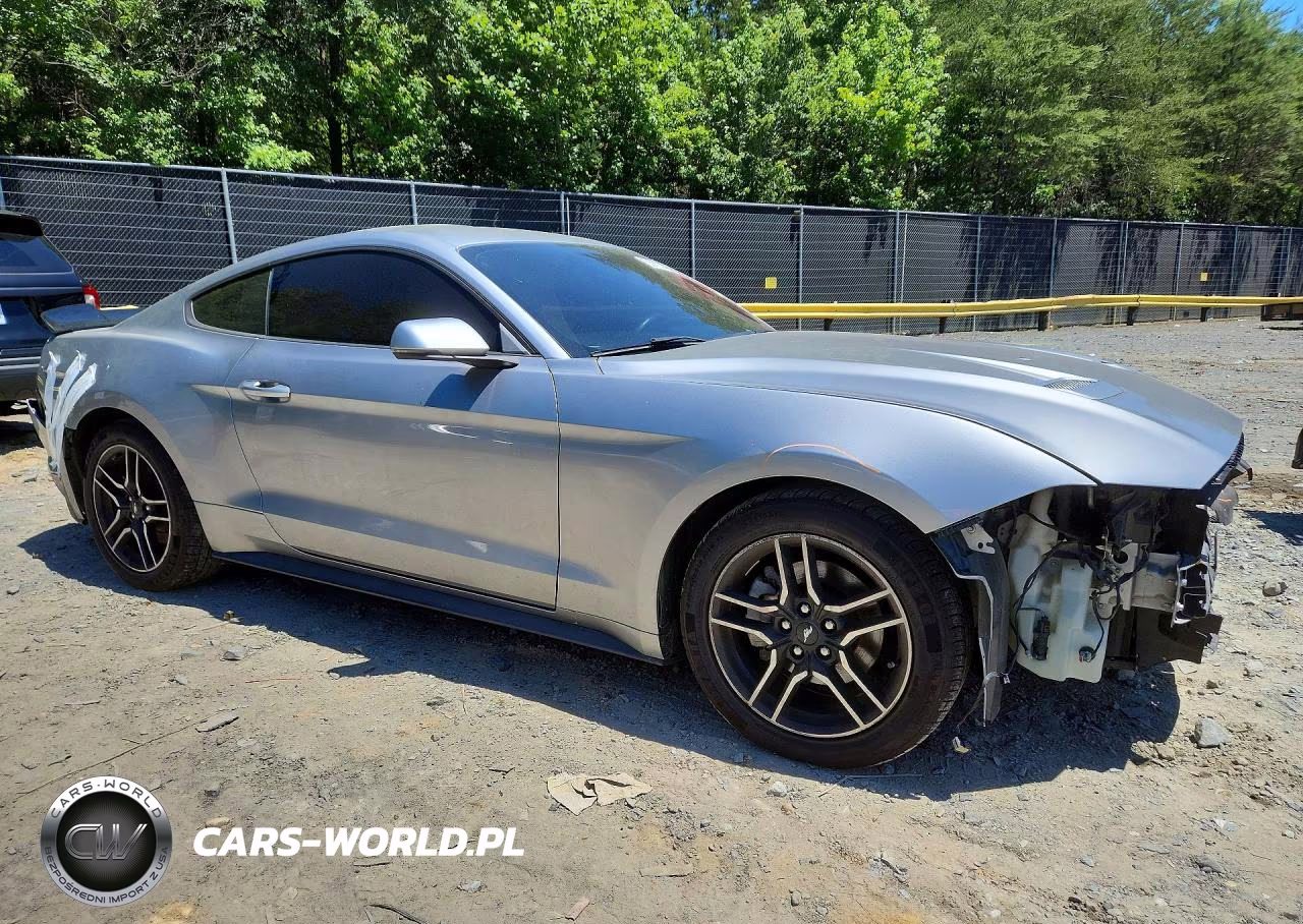 2020 Ford Mustang VIN:1FA6P8THXL5137059 - 4
