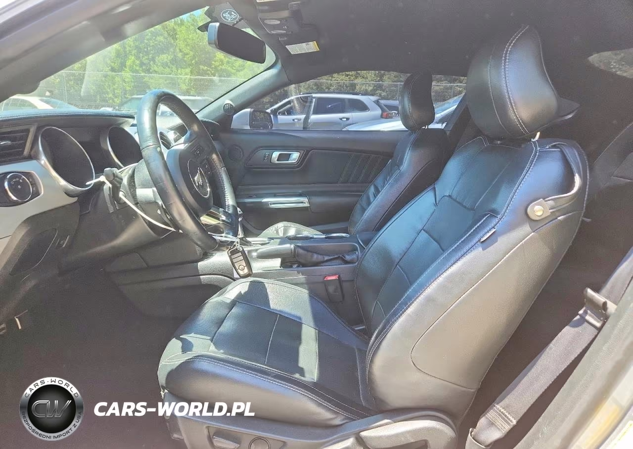 2020 Ford Mustang VIN:1FA6P8THXL5137059 - 7