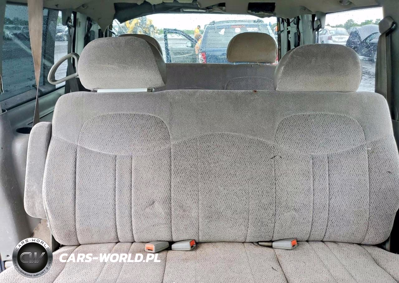 1999 Chevrolet Astro VIN:1GNDM19W5XB159623 - 10