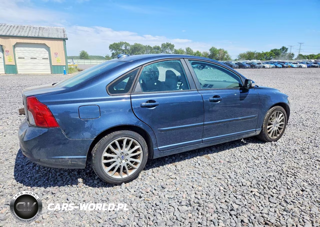 2010 Volvo S40 2.4I VIN:YV1382MS0A2498018 - 3