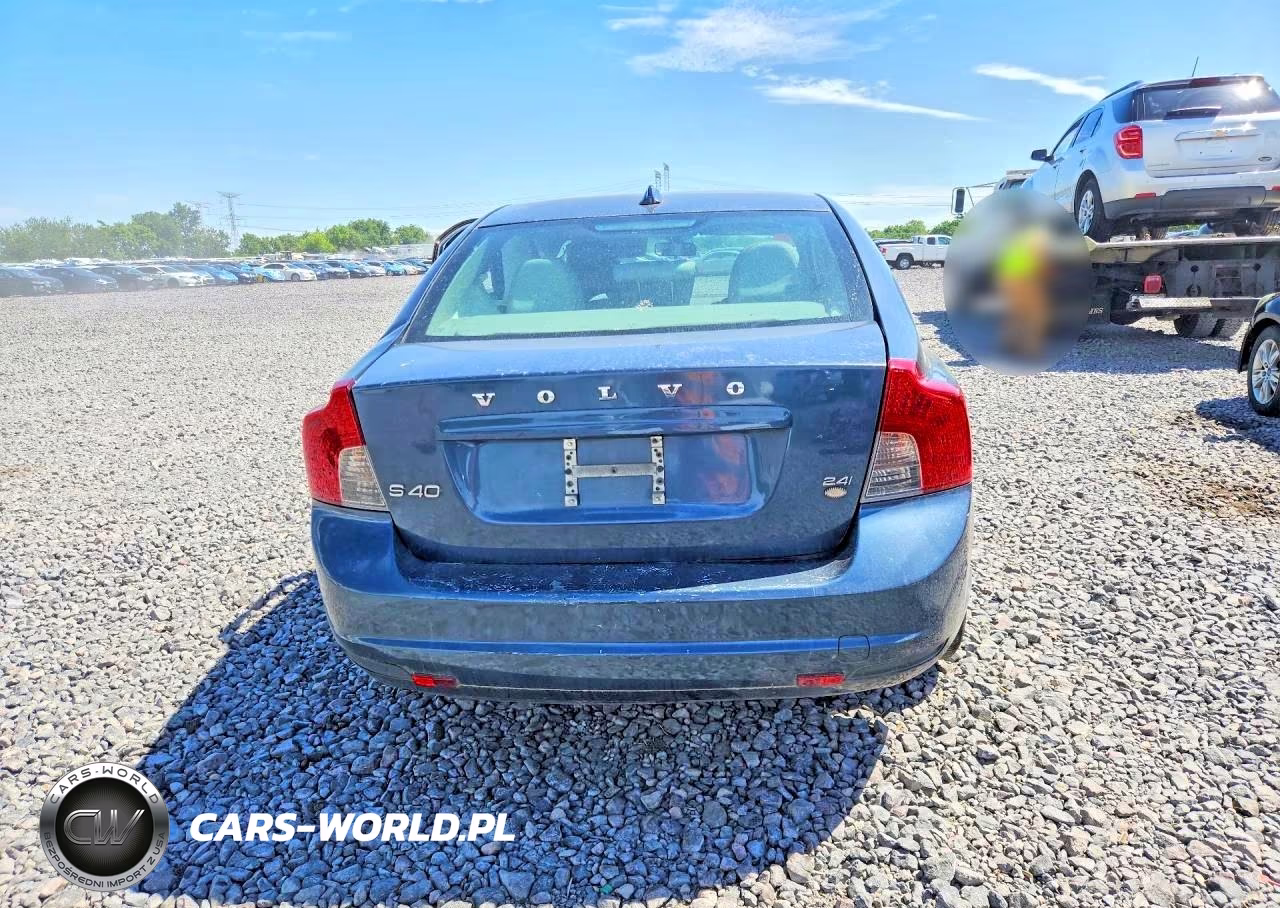 2010 Volvo S40 2.4I VIN:YV1382MS0A2498018 - 6