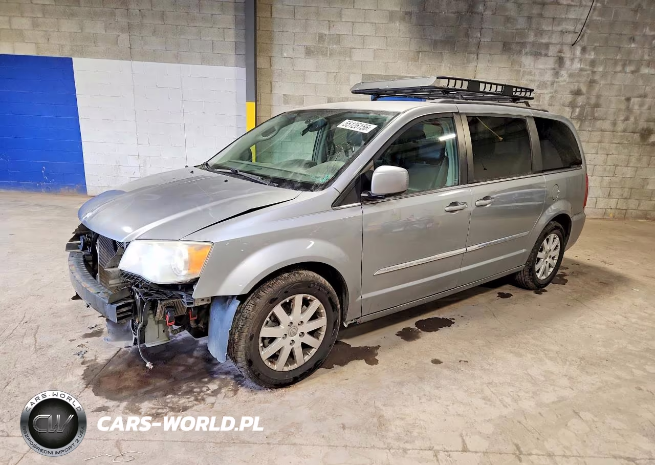 2013 Chrysler Town & Country Touring